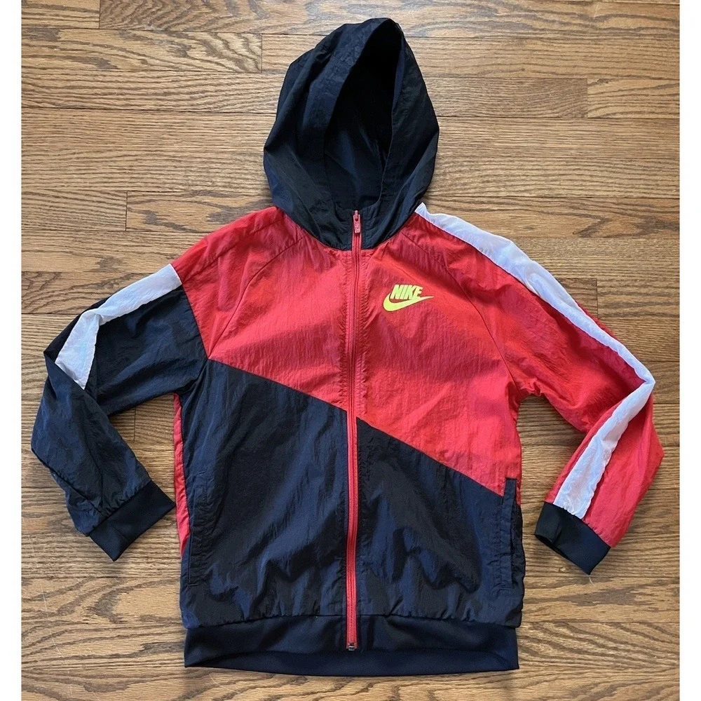 Nike Core Amplify Windrunner Windbreaker Red Black Sz‎ L Youth Kids Jacket